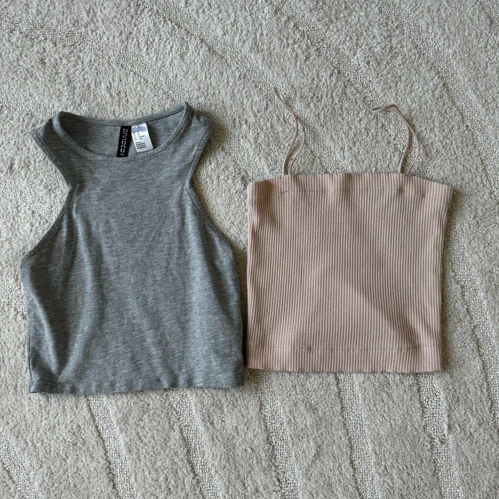 **SUMMER TANKS BUNDLE** American Eagle Cream/Pink + H&M Gray Crop Tops Size XS/S